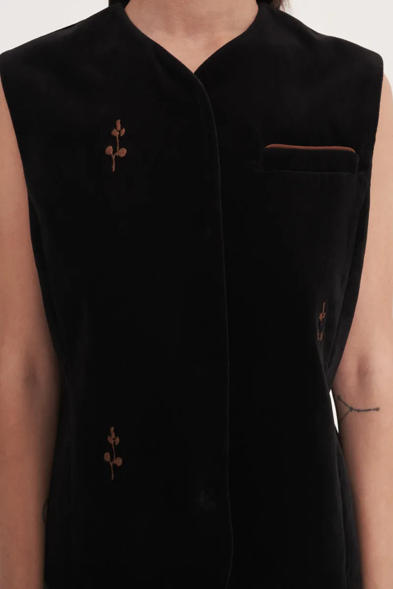BLACK ROSE EMBROIDERED WAISTCOAT