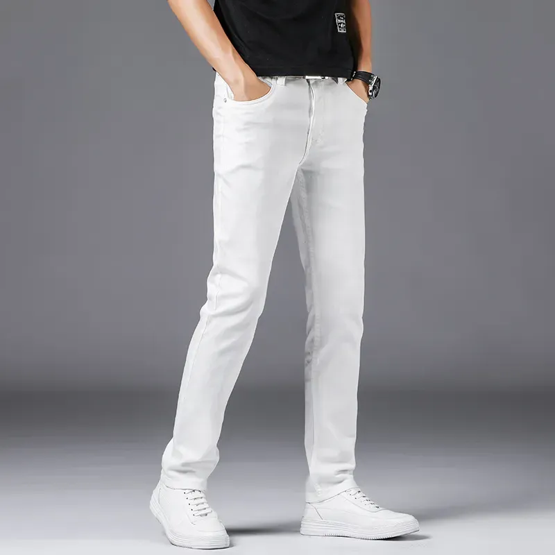 Classic Straight-Leg Denim Jeans for Men