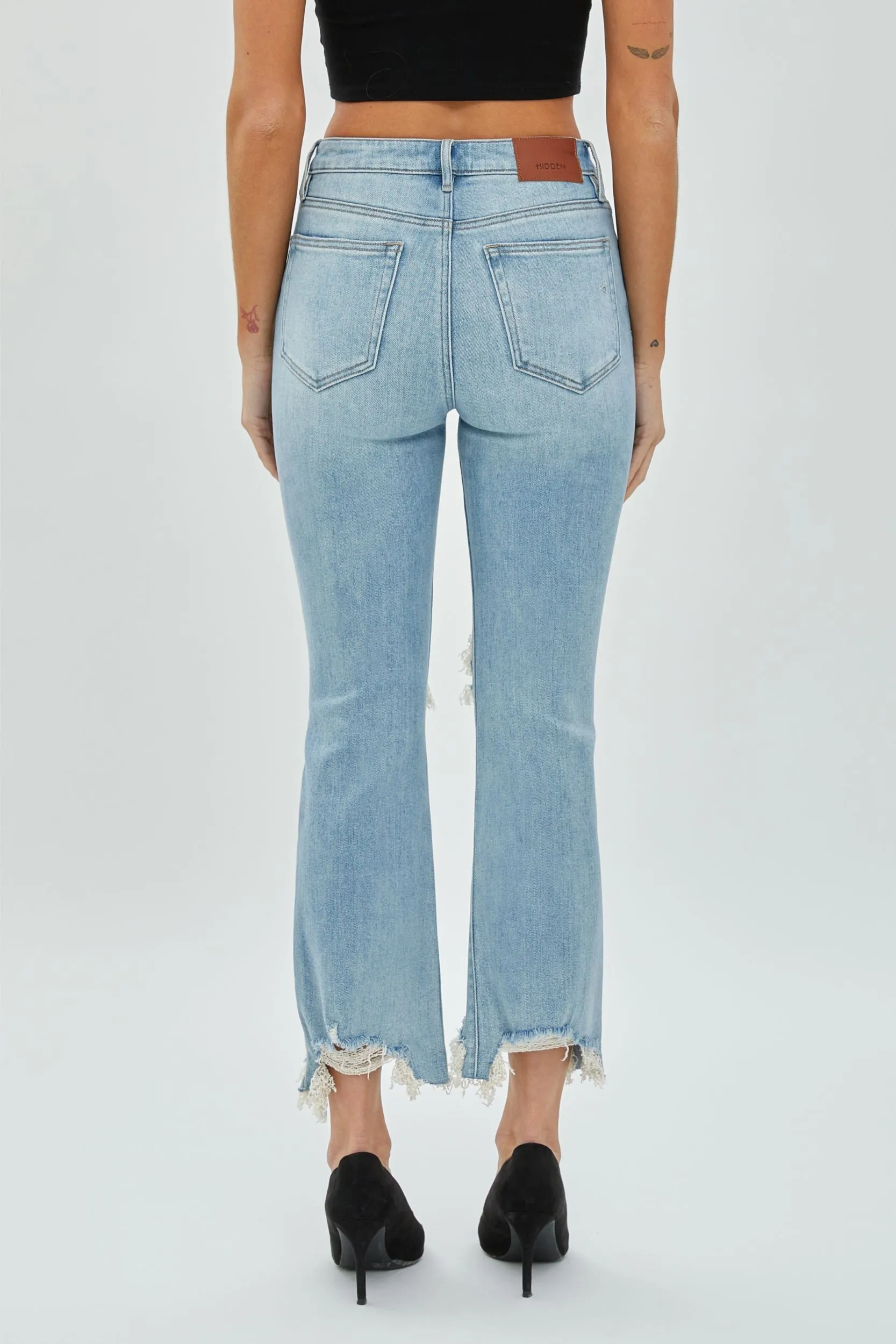 Happi Distressed Crop Flare