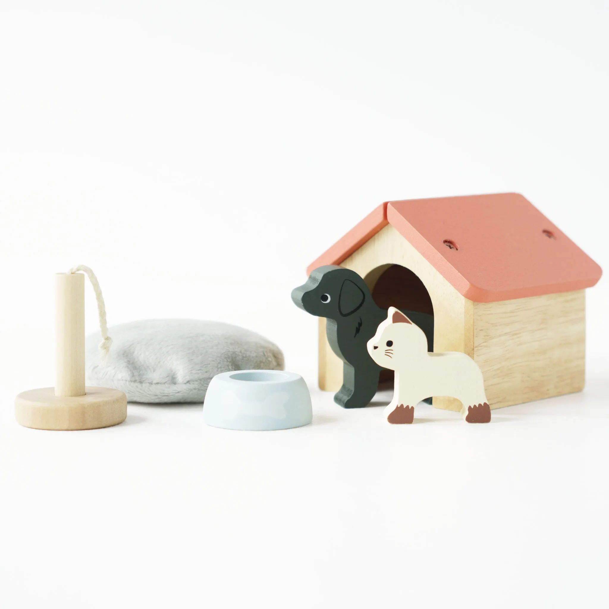 Le Toy Van Doll's House Pet Set