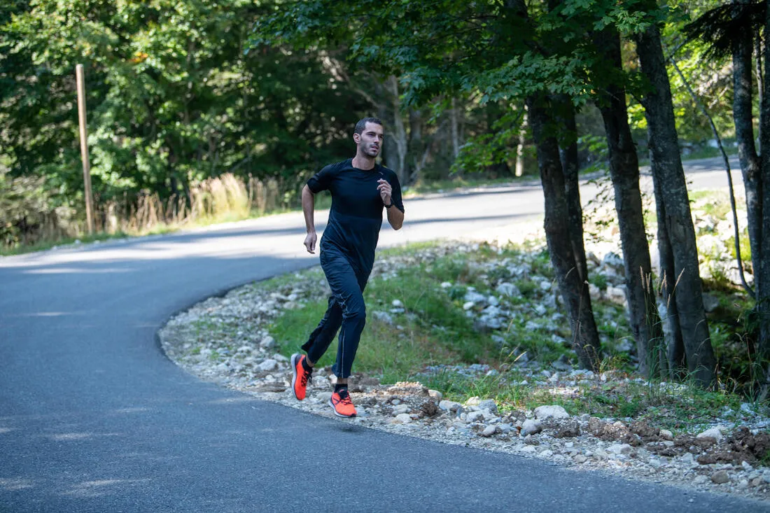 MEN'S BREATHABLE RUNNING TROUSERS - BLACK