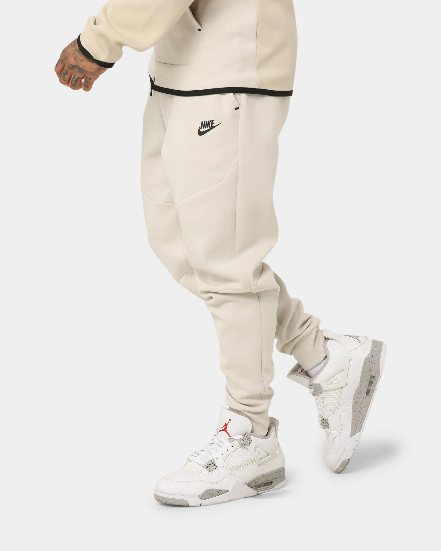 Nike Sportswear Tech Fleece Joggers Light Orewood Brown