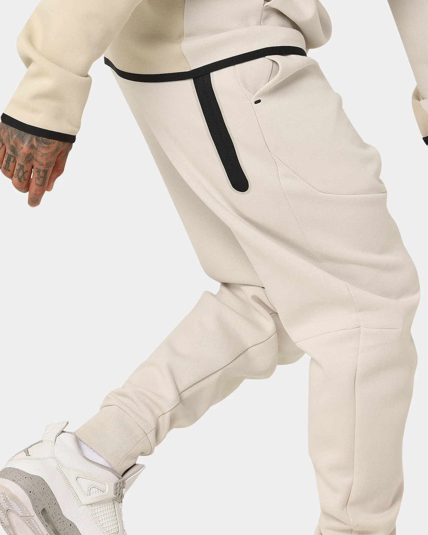 Nike Sportswear Tech Fleece Joggers Light Orewood Brown
