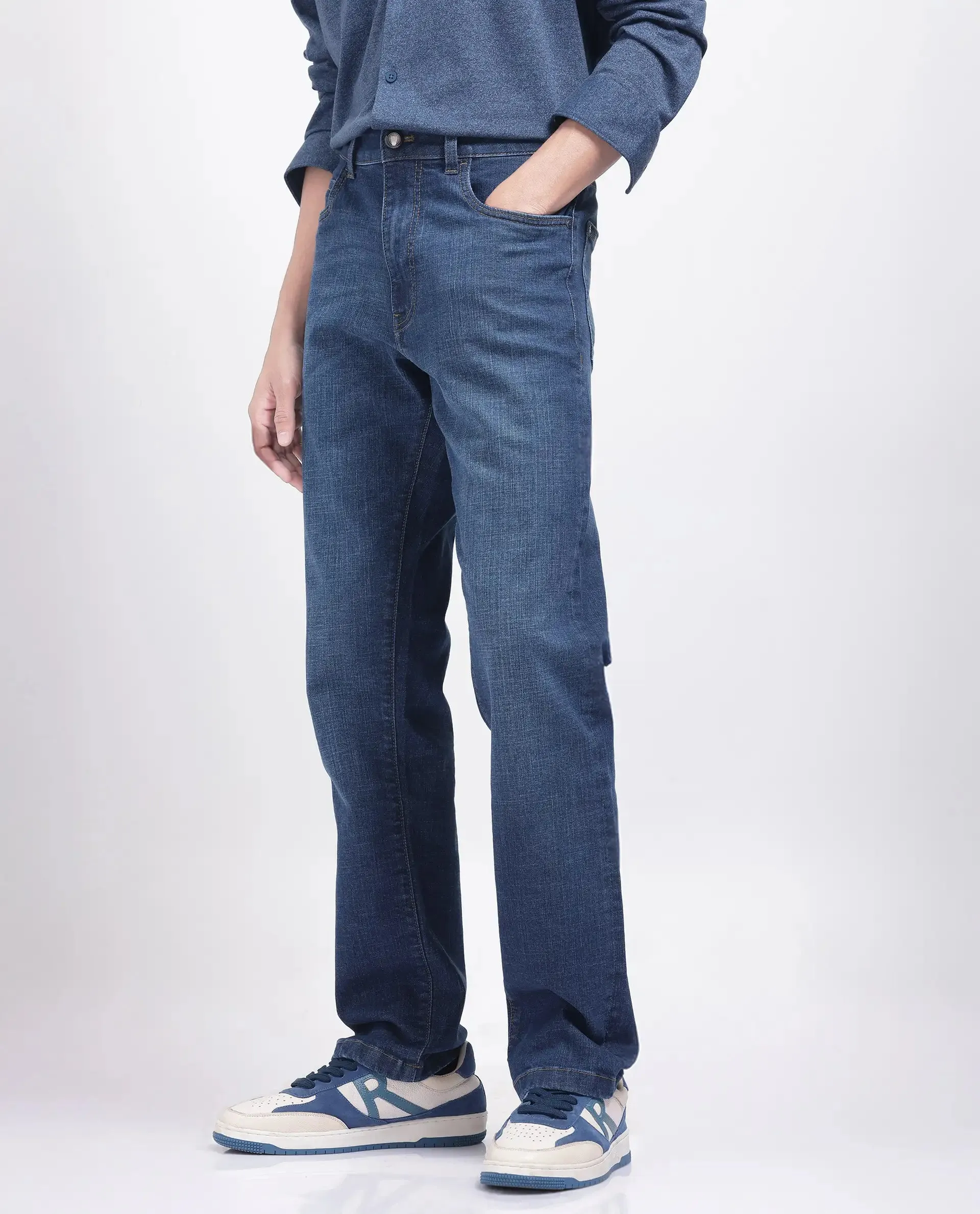 Rare Rabbit Men Axel Blue Cotton Blend Fabric Button And Zip Closure Plain Jeans