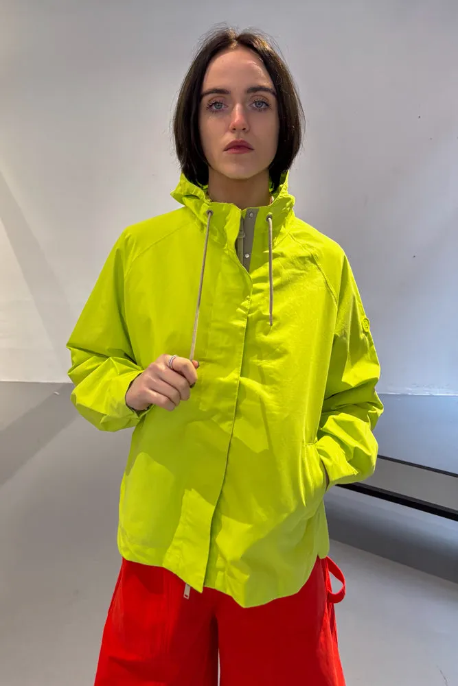 Tant Dhuda Evening Primrose Short Raincoat
